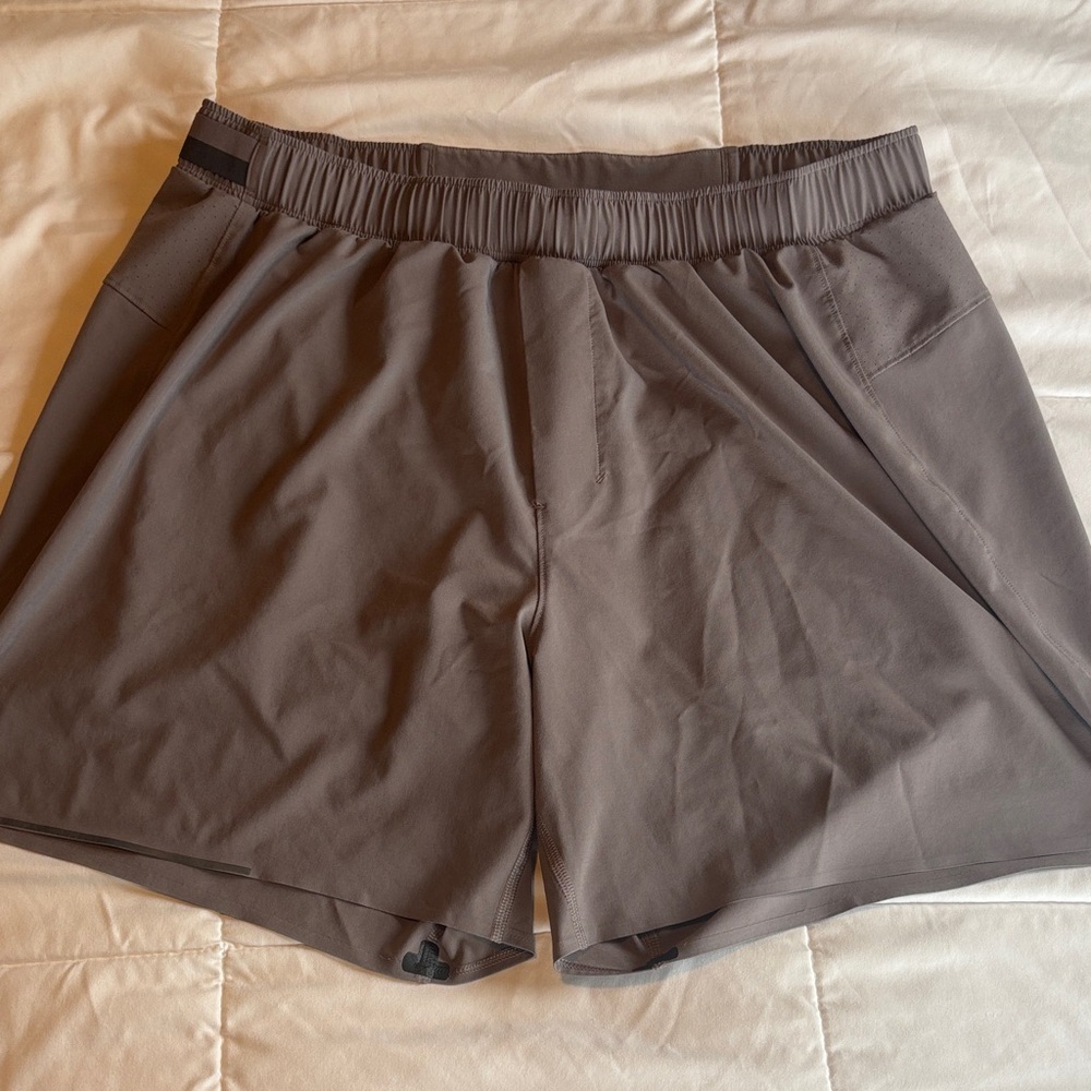 Lululemon Men’s Gray Athletic Shorts